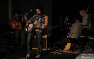 Johnny and the Moon galeria