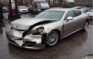 Rozwalone Porsche Panamera 4S
