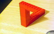 Trójkąt z klocków LEGO
