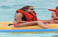 Miley Cyrus na plaży 3