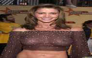 alyssa milano nude tits busty boobs cycki piersi biust