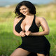 Denise Milani czarna wdowa