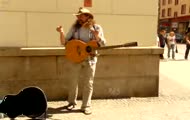 Gienek Loska śpiewa - 'Rolling on the river' - Proud Mary