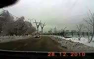 Chyba go przejechał...
