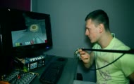 Pale kid from Poland-MC 'Silk', raps in 2 languages, 10% faster than Watsky!!