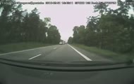 Zderzenie czołowe z TIRem - mało brakowało. Mała niespodzianka na krajowej jedynce