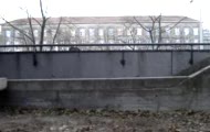 Parkur śmiechowy upadek