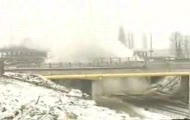 Szczecin - Wyburzenie 150m mostu na autostradzie (TVN)