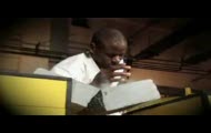 Pokazanie różnych czynności w zwolnionym tempie
