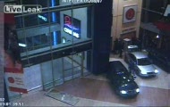 Praga (Czechy) Napad Na BANKOMAT