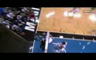 Gortat czapuje 2x Lebrona
