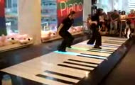 Mega Pianino