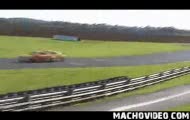 rozwalił nowe Audi RS4