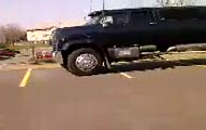 Pickup zrobiony z ciężaróki