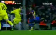 Zlatan Ibrahimovic Bad Tackle on Godin of Villarreal (1-1)