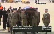Powitanie trumny z ciałem Prezydenta Lecha Kaczyńskiego w POLSCE - Okęcie