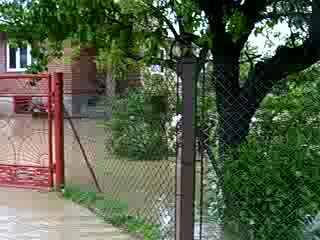 Biała, wielka woda zalewa wszystko, Tarnów - powódź 4.06.2010 r.