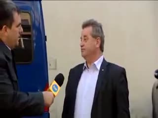 Andrzej Pałys pijany przed Sejmem (poseł PSL )