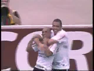 gol Roberto Carlosa z rzutu rożnego