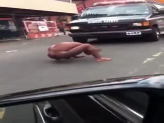 Narkoman vs. policja