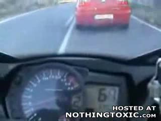 wypadek na motorze