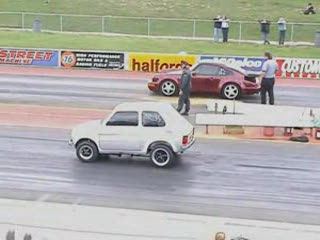 Fiat 126p vs Porche 911 :)