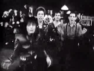 Joan Jett & the Blackhearts - I Love Rock N Roll - teledysk