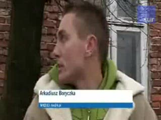 Awionetka spadła na fiata 126p