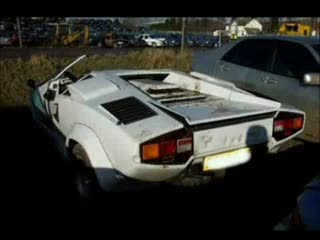 Zdewastowane legendy motoryzacji