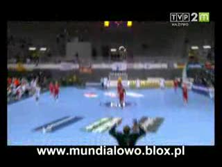 Mistrzostwa świata w piłce ręcznej - gol polskiego bramkarza Sławomira Szmala