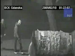 Nocny spacer z ekscesami