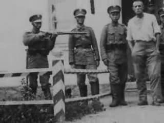 U Polski Bram - marsz Korpusu Ochrony Pogranicza