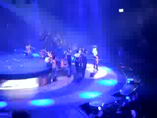 Britney Spears - Womanizer (The Circus Tour)