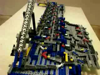 Maszyna logiczna z klocków LEGO