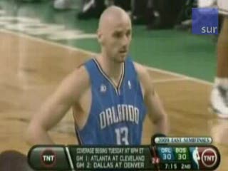 Gortat w meczu z Boston Celtics