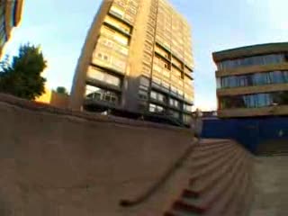 Niezłe triki na jednośladowcu ;) - Danny MacAskill