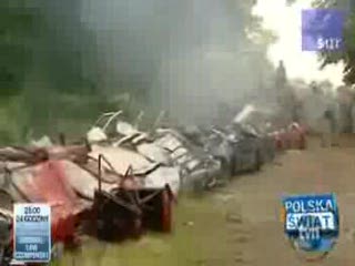 Czołg zniszczył 22 samochody