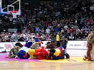 Spadający Gortat