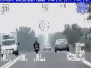 Pędził 200 km/h bez prawa jazdy