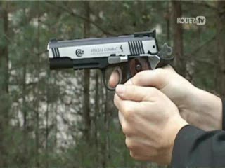Wiatrówka - Pistolet COLT Special Combat Classic