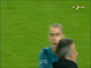 Valdes kontra Mourinho
