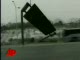 Zderzenie Autobusu z wielkim Banerem Reklamowym